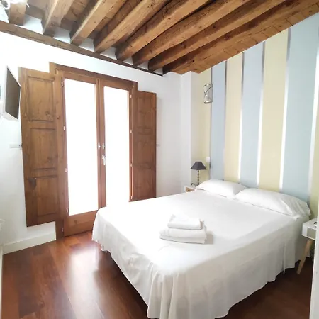 Tres Culturas Lux Толедо