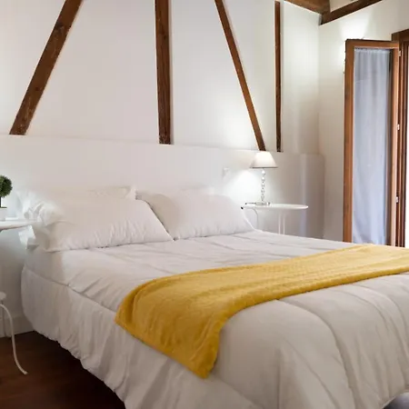 Tres Culturas Lux Апартаменты Толедо