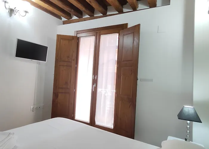 Apartment Tres Culturas Lux *